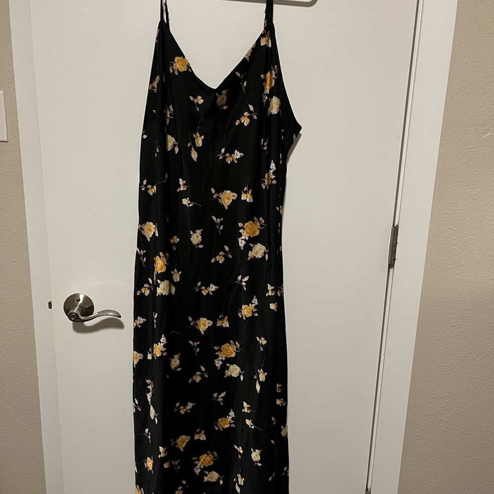 3X Floral Black Maxi Dress